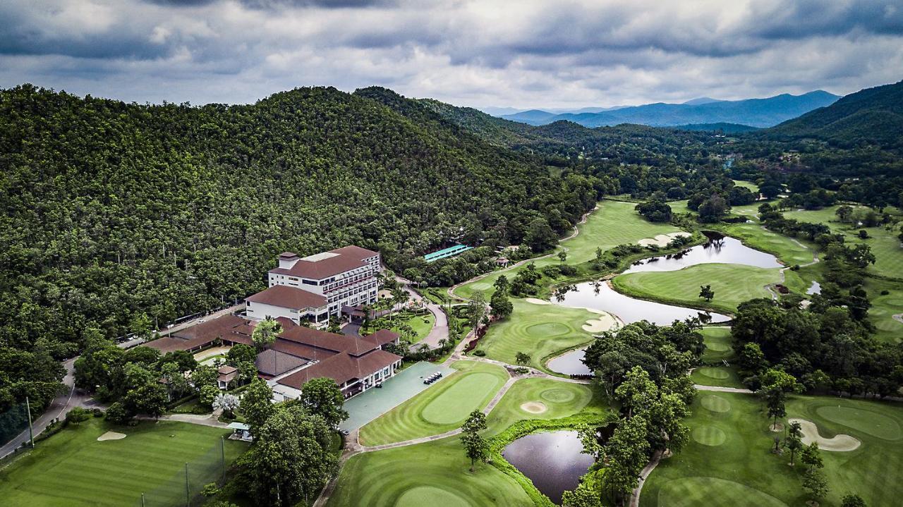 Alpine Golf Resort Chiang Mai Ban Huai Sai Nua Exterior photo