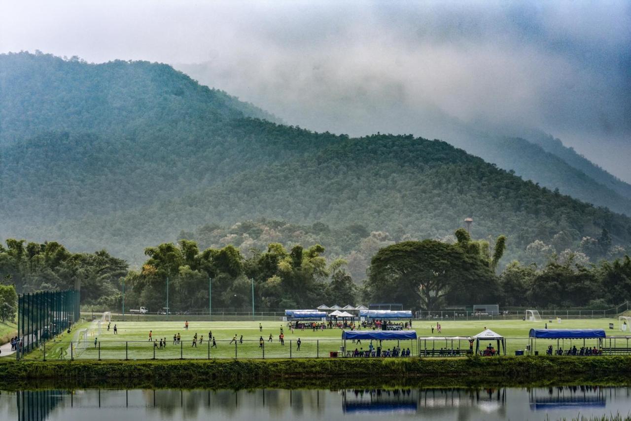 Alpine Golf Resort Chiang Mai Ban Huai Sai Nua Exterior photo