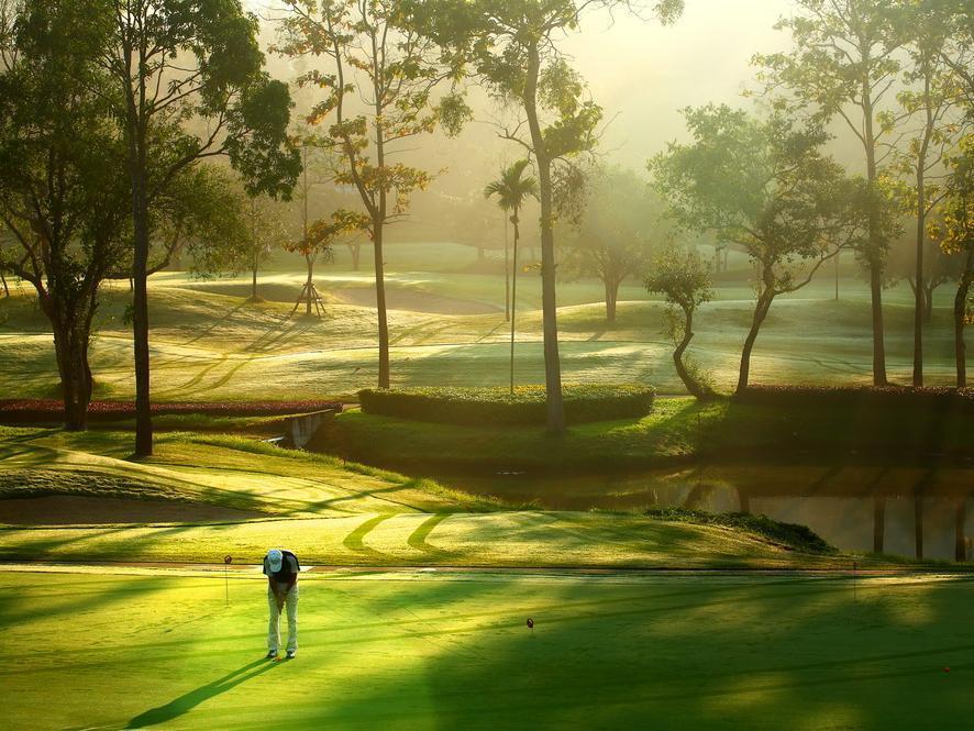 Alpine Golf Resort Chiang Mai Ban Huai Sai Nua Exterior photo