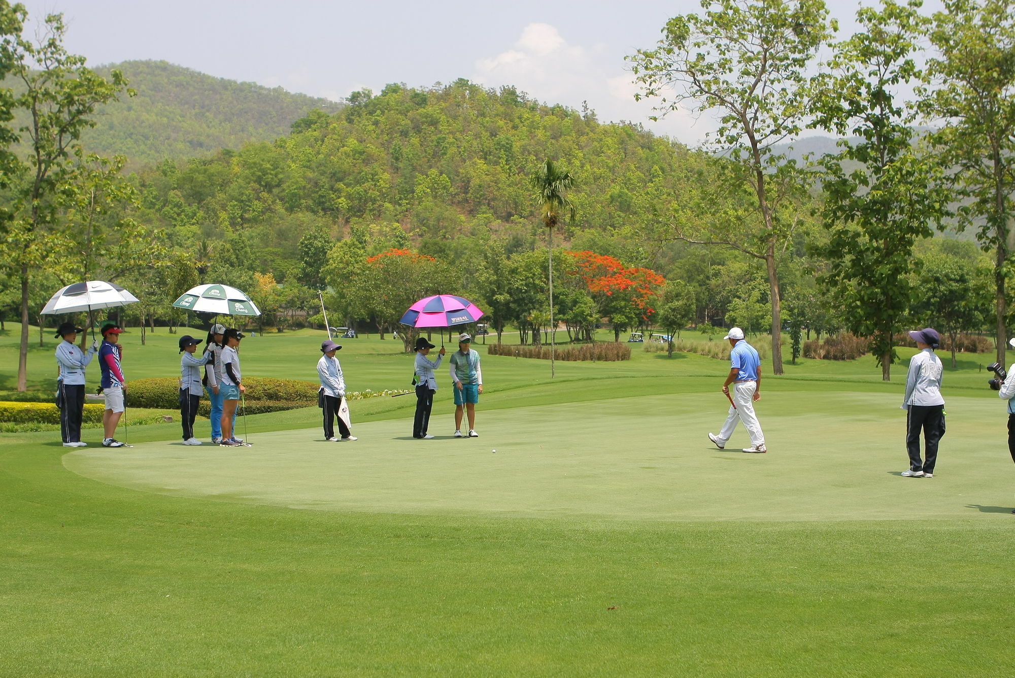 Alpine Golf Resort Chiang Mai Ban Huai Sai Nua Exterior photo